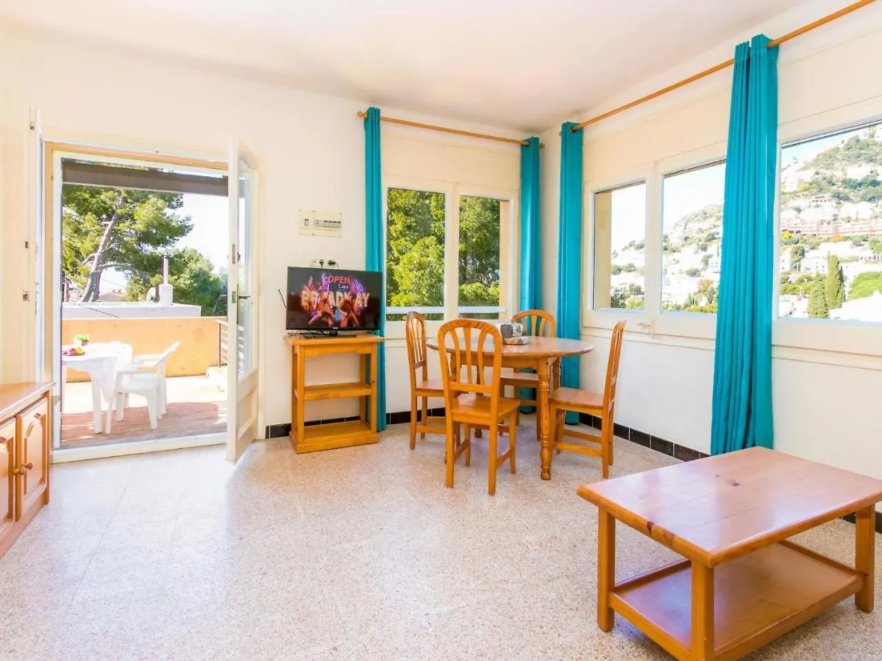 Apartment Velazquez-5 By Interhome Roses