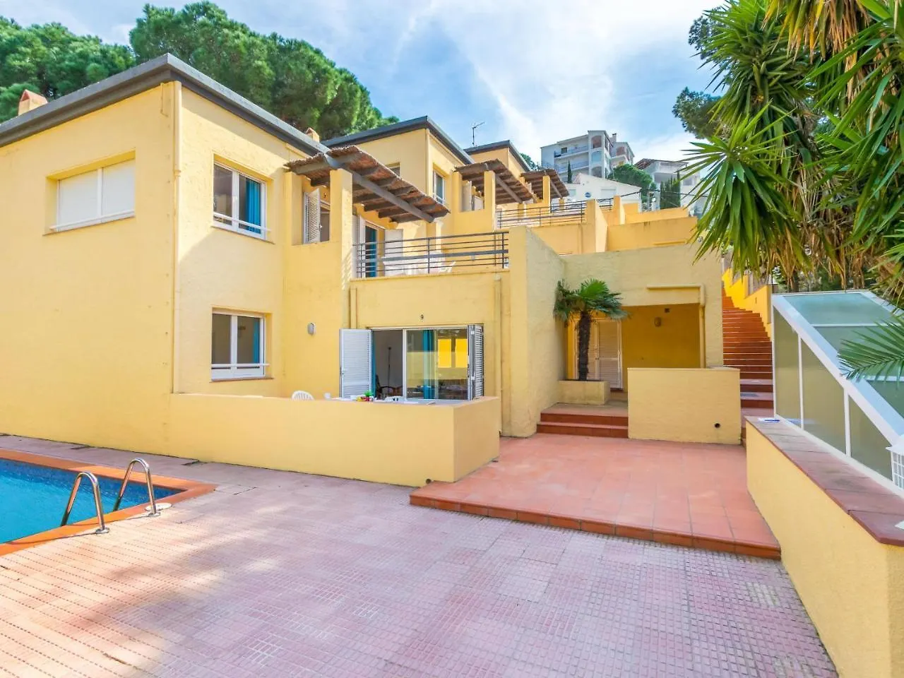 Apartment Velazquez-5 By Interhome Roses